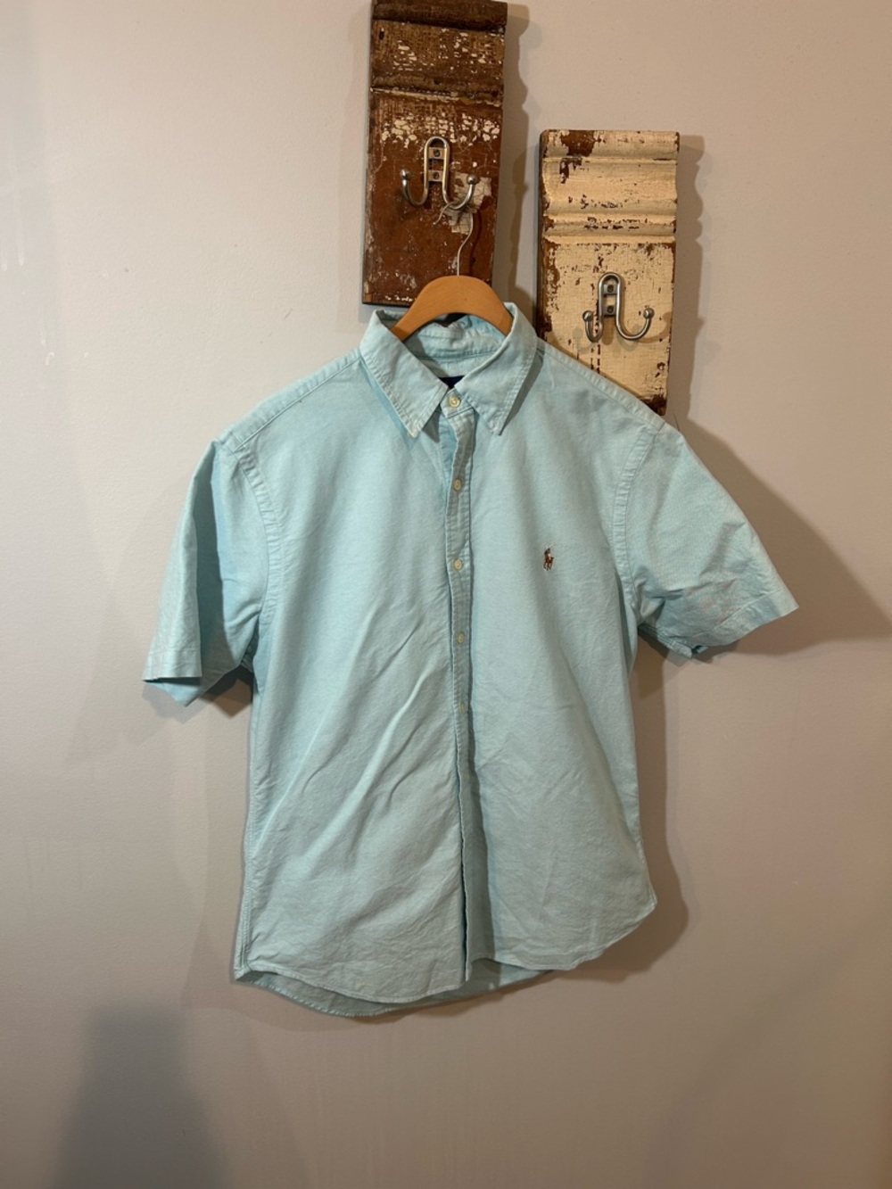 Polo Ralph Lauren Classic Fit Short-Sleeve Oxford Shirt in Aegean Blue - Picture 2 of 4